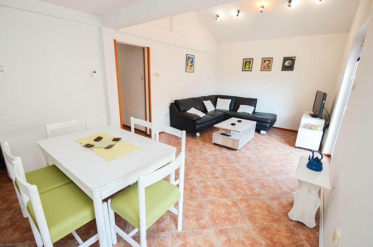 Apartment Barona Kotor Bagian luar foto